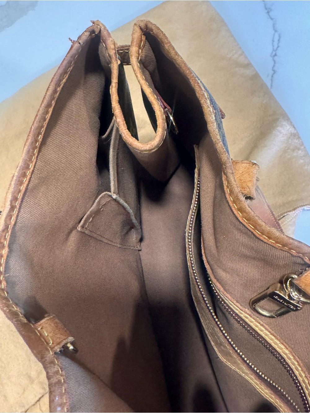 Louis Vuitton Monogram Canvas Tote in Brown and Tan - Picture 10 of 11
